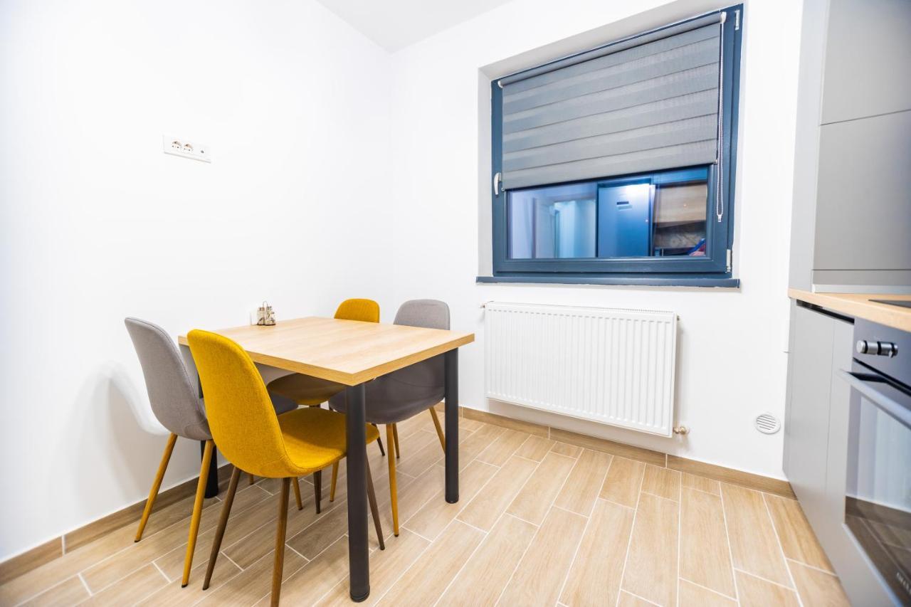 Brigitte Apartment Брашов Екстериор снимка