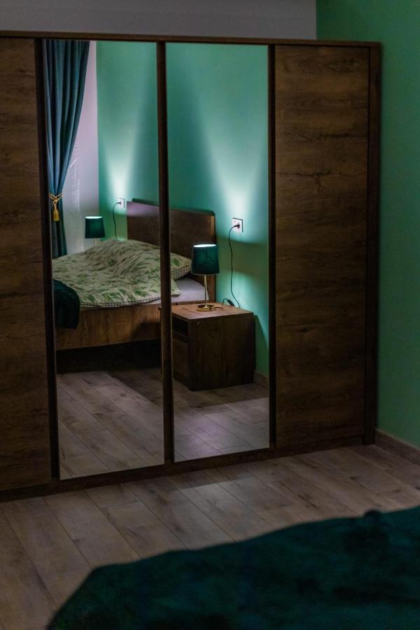 Brigitte Apartment Брашов Екстериор снимка