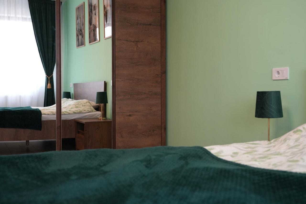 Brigitte Apartment Брашов Екстериор снимка